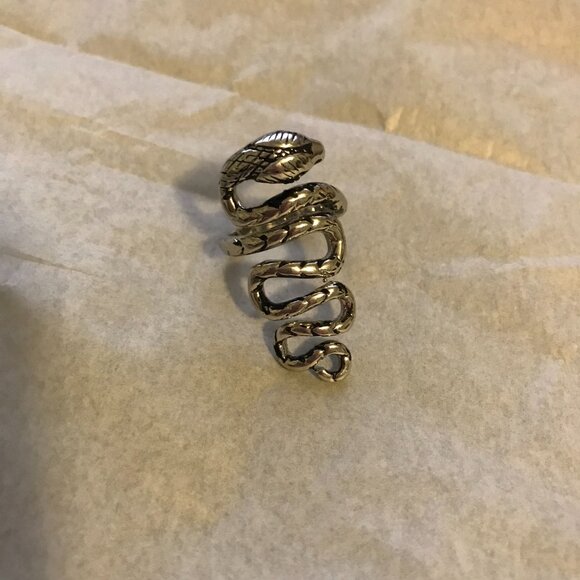 Sold Out Evil Pawn Jewelry Serpent Ring - Picture 2 of 4